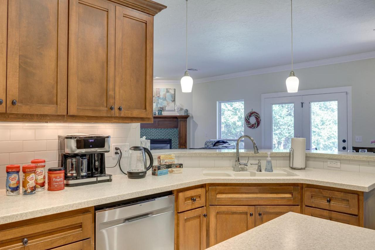Quaint Noble Home 6 Mi To University Of Oklahoma! Norman Ngoại thất bức ảnh