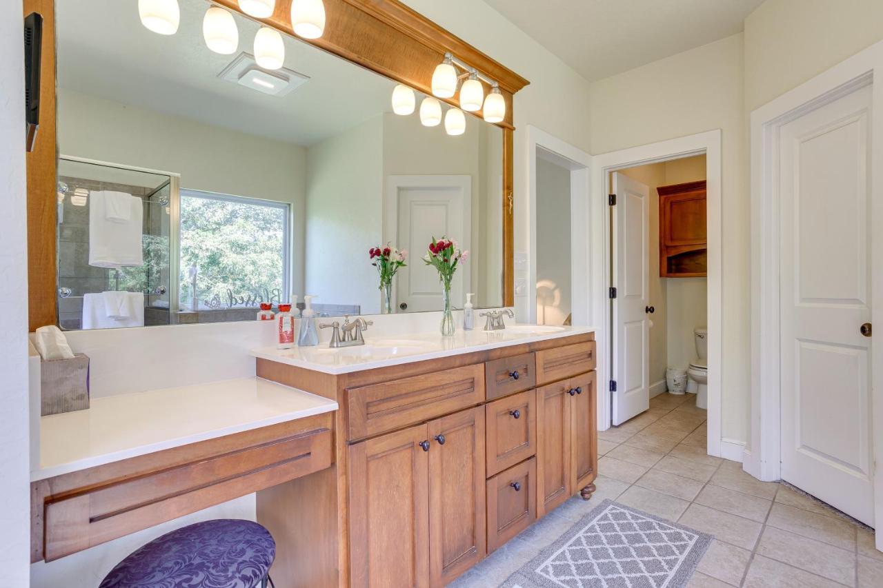 Quaint Noble Home 6 Mi To University Of Oklahoma! Norman Ngoại thất bức ảnh